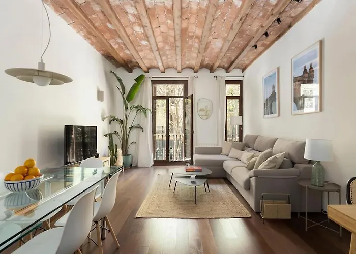 New Charming & Cozy Gem Central Location