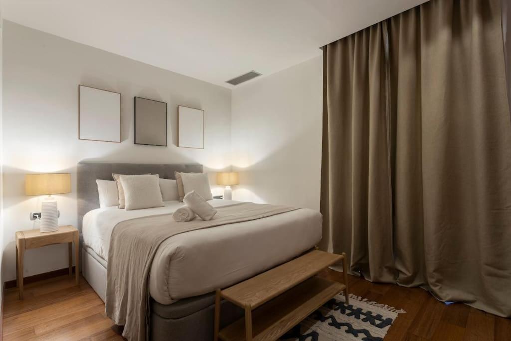 New Charming & Cozy Gem Central Location Apartment
