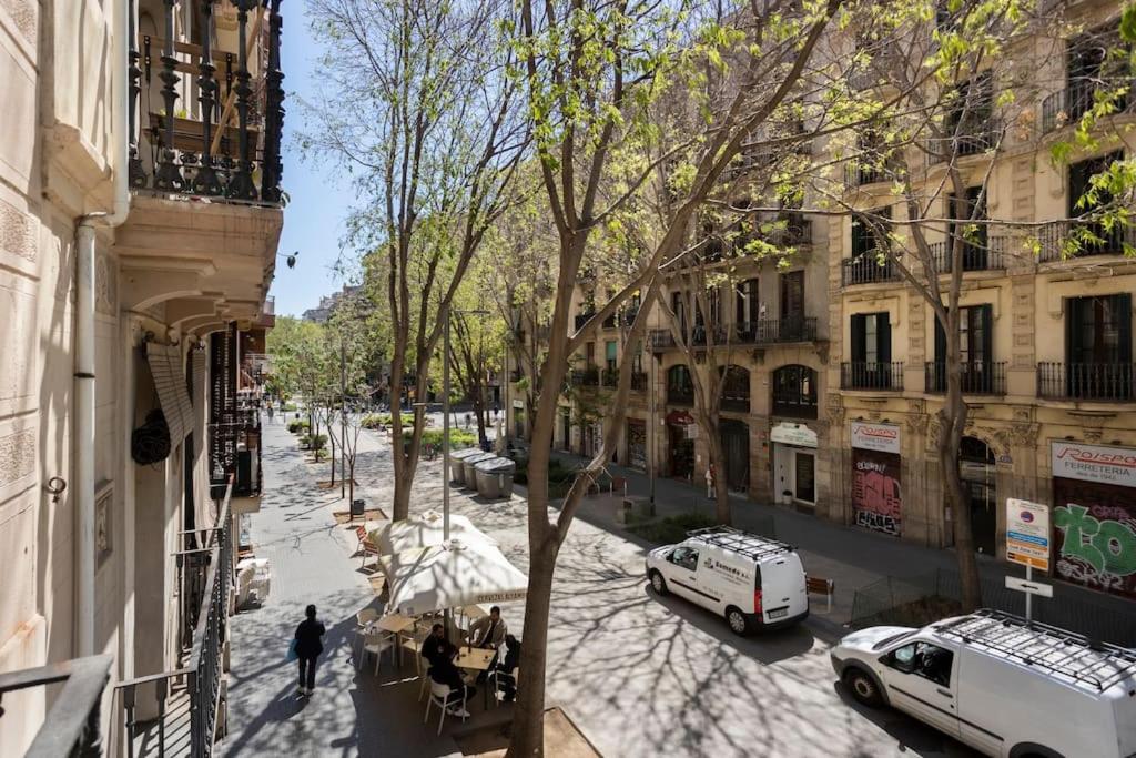Apartment New Charming & Cozy Gem Central Location Barcelona